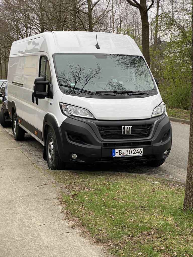Sie brauchen schnell etwas von A nach B Egal ob Firma oder Privat Wir machen Das